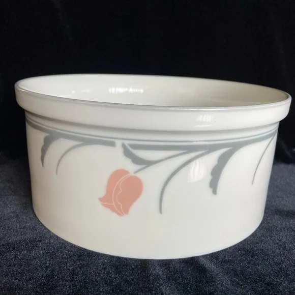 DANSK Tivoli Belles Fleurs Grey Round Soufflé Casserole Baking Dish EXCELLENT - Picture 2 of 7